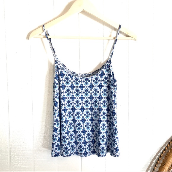 American Eagle Outfitters Tops - SALE 3/$15 AE Soft & Sexy Printed Swing Cami
